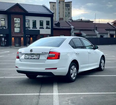 Škoda Octavia 2015 — фото 3